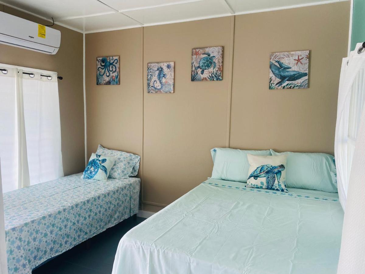 Blue Sky Rentals Utila Εξωτερικό φωτογραφία
