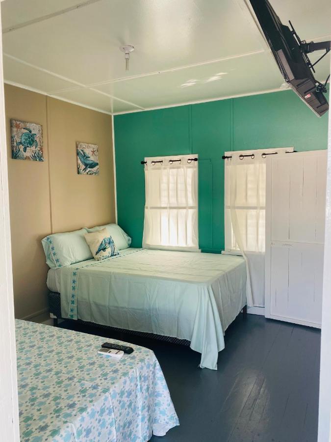 Blue Sky Rentals Utila Εξωτερικό φωτογραφία
