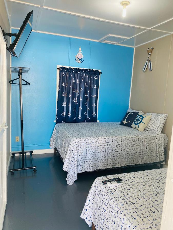 Blue Sky Rentals Utila Εξωτερικό φωτογραφία
