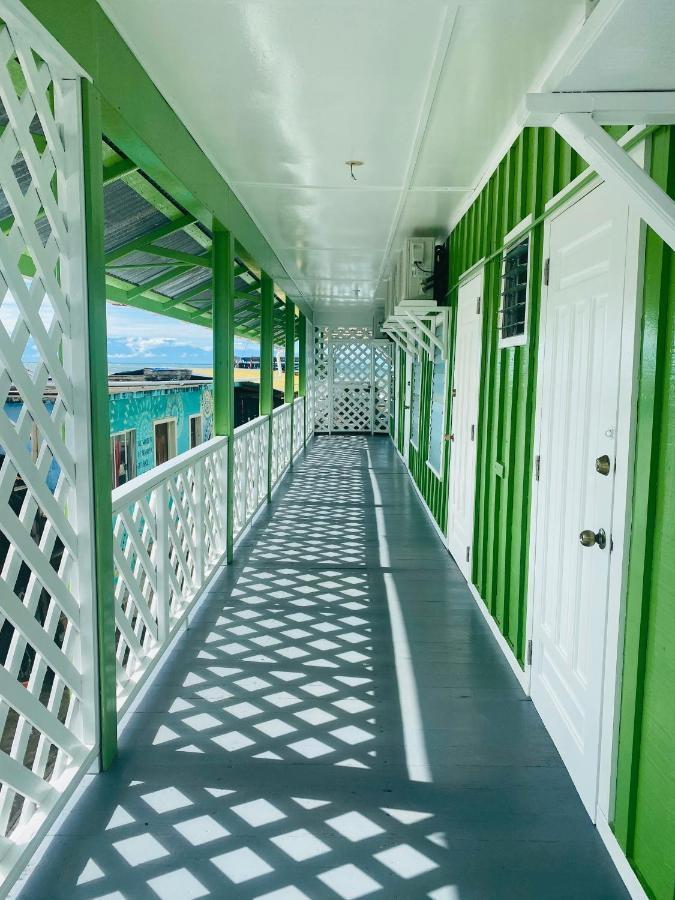 Blue Sky Rentals Utila Εξωτερικό φωτογραφία