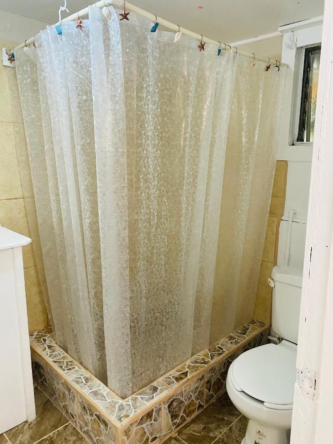 Blue Sky Rentals Utila Εξωτερικό φωτογραφία