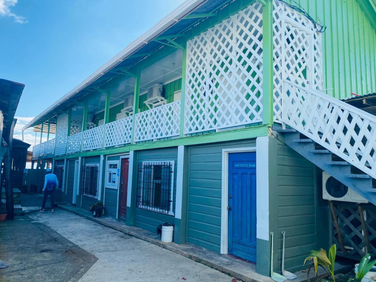 Blue Sky Rentals Utila Εξωτερικό φωτογραφία