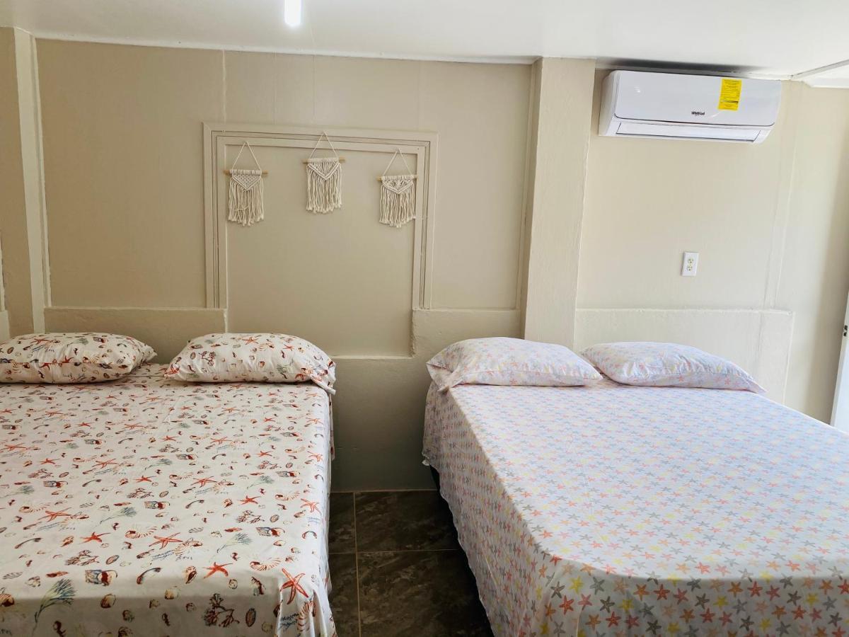 Blue Sky Rentals Utila Εξωτερικό φωτογραφία