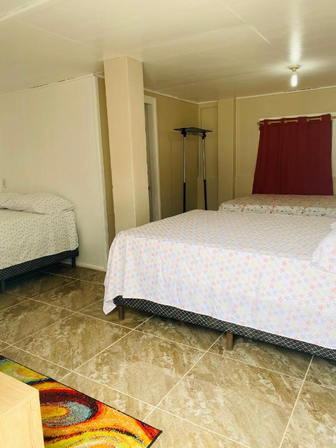 Blue Sky Rentals Utila Εξωτερικό φωτογραφία
